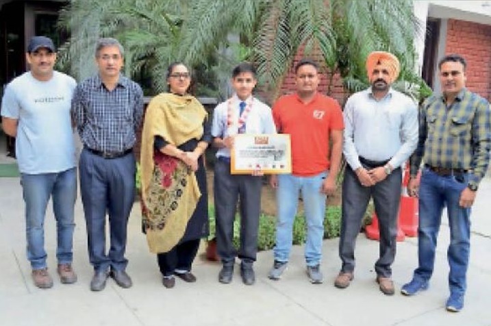 रिकाॅर्ड कायम : भविष्य बस्सी ने एशिया बुक ऑफ रिकाॅर्ड में दर्ज कराया नाम