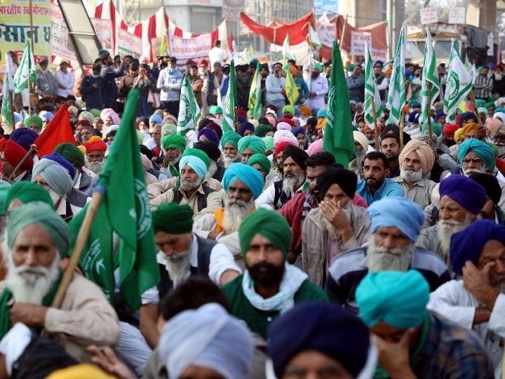 प्रदर्शनकारी बोले- हां या ना में जवाब चाहिए