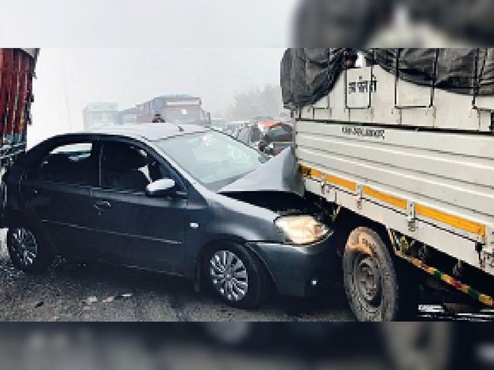 सुबह-शाम विजिबिलिटी 10 मीटर, हाईवे पर हुए करीब 20 हादसे