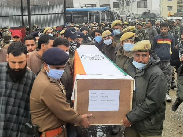 जम्मू-कश्मीर में आतंकी हमला :