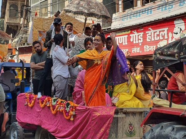 कुंभनगरी में पहले शाही स्नान का आगाज : हरिद्वार कुम्भ में पहली बार शामिल हुआ किन्नर अखाड़ा