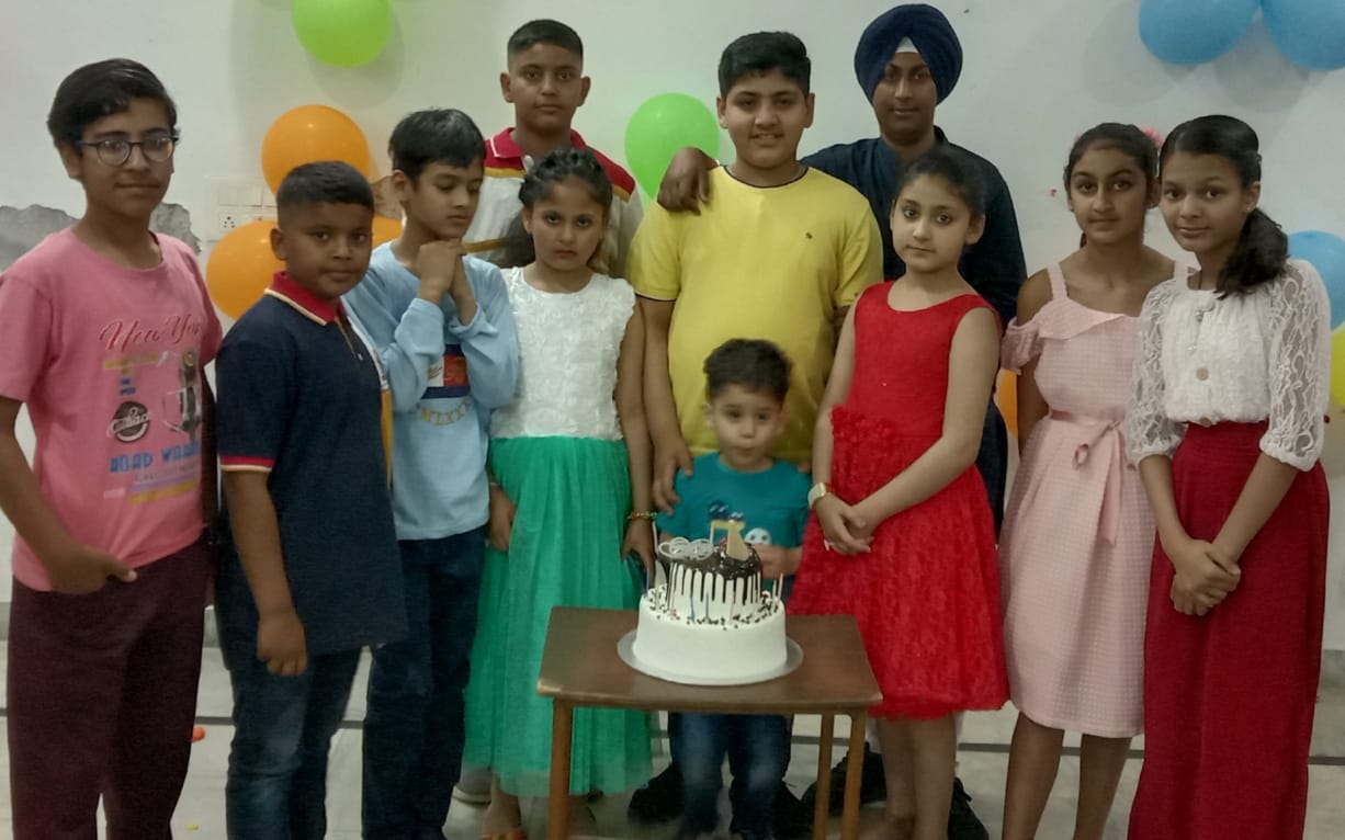 मोलिक कपूर का धूमधाम से मनाया जन्मदिन : अतुल कपूर