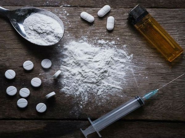 नशे के खिलाफ मुहिम का चिट्टा सच :