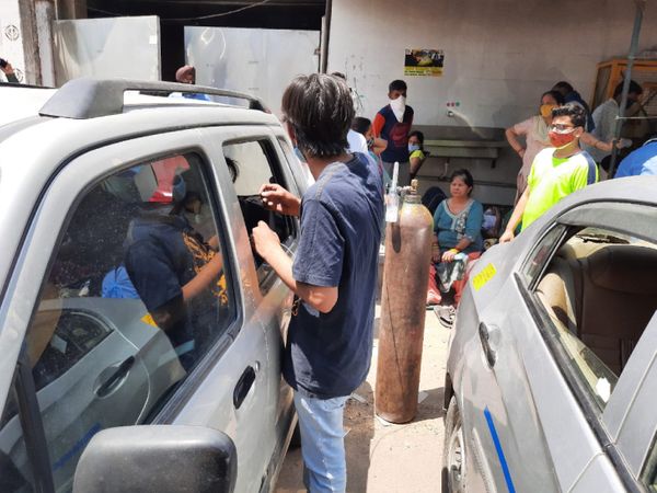 श्री गुरुसिंह सभा गुरद्वारा द्वारा दिल्ली-एनसीआर में लगाया ऑक्सीजन लंगर :