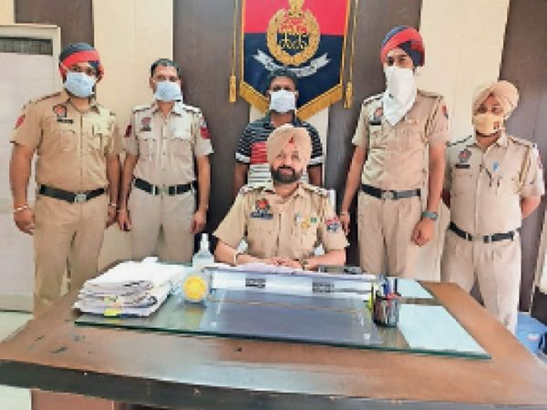 रेत चोरी में दो दिन का पुलिस रिमांड पर लिया :