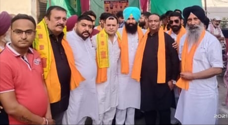 तनुज गरचा अपनी टीम सहित भाजपा छोड़ लिप में हुए शामिल