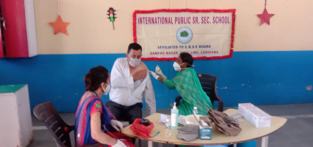 वैक्सीनेशन आपके द्वार अभियान में वार्ड नंबर 91 में लोगो ने दिखाया उत्साह