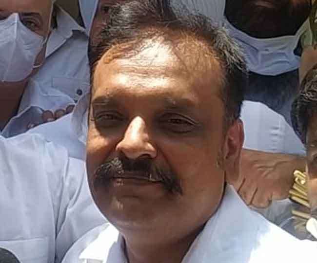 केजरीवाल की उपस्थिति में पंजाब आप में शामिल हुए कुंवर विजय प्रताप