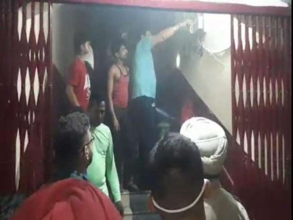 खन्ना में पंजाब नेशनल बैंक की शाखा में लगी आग