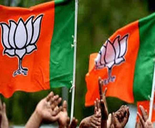 किसानों के मुद्दे पर पंजाब भाजपा में बढ़ी तकरार