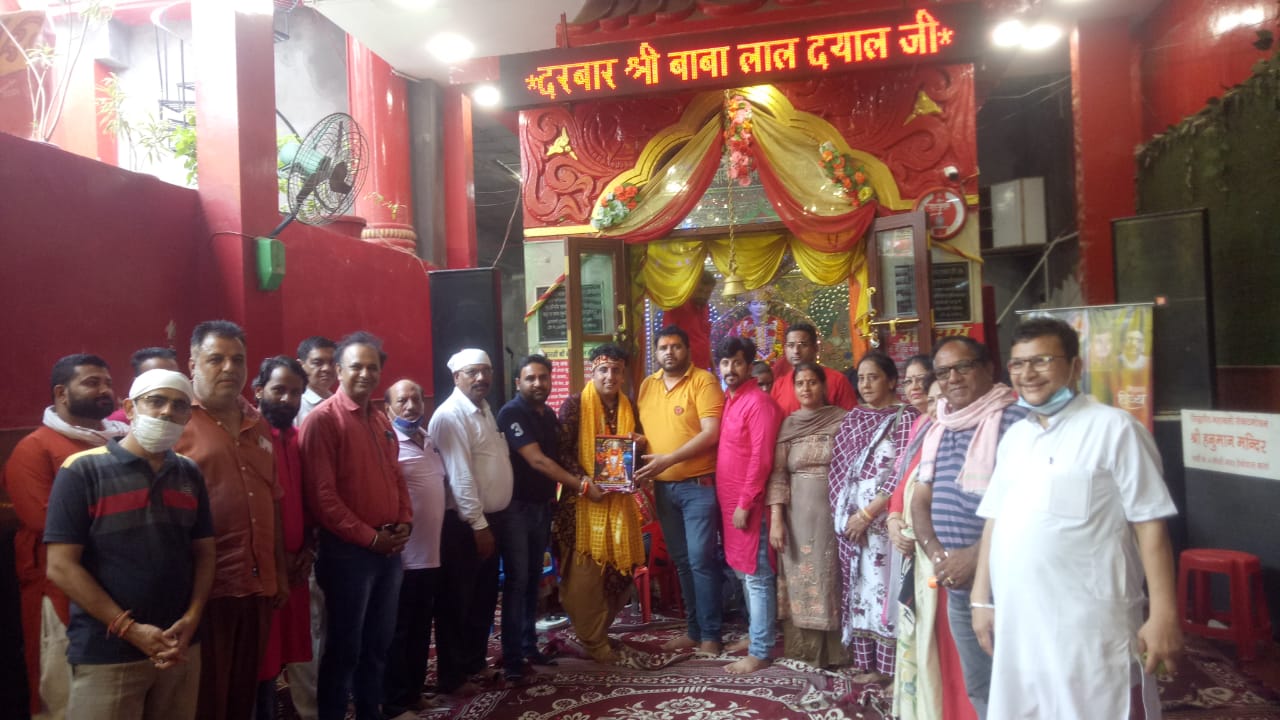 गुरु ज्ञान की वह गंगा है जो हमें अंधकार से प्रकाश की और ले जाता है : अमन जैन