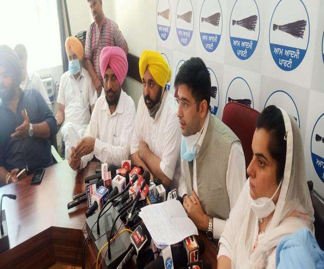 पंजाब कांग्रेस महासचिव दलजीत सिंह भोला आम आदमी पार्टी में शामिल