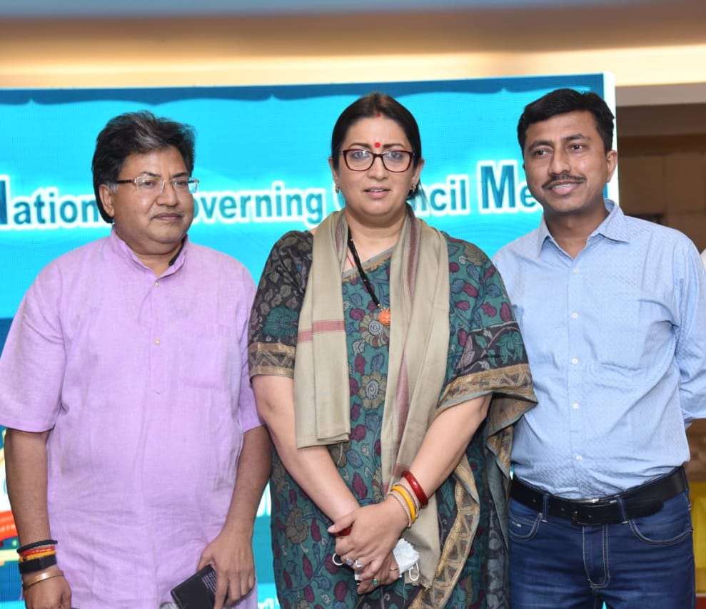 कैबिनेट मंत्री स्मृति ईरानी को पंजाब के व्यापारियों की समस्याएं बताई : हरकेश मित्तल कैट पंजाब अध्यक्ष