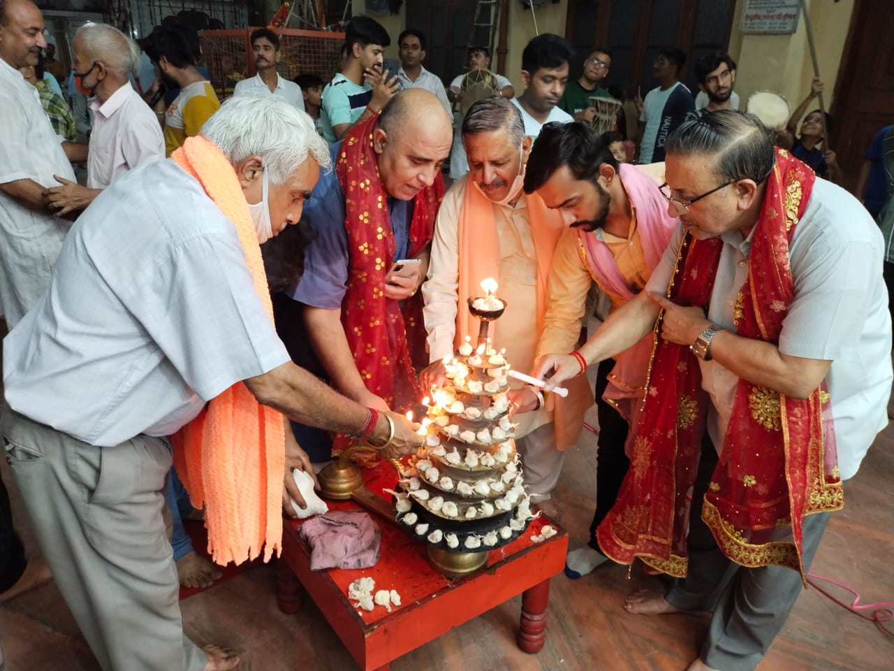 भोलेनाथ सब की मनोकामना पूर्ण करते है जो सावन महीने भगवान भोलेनाथ की आराधना करते है : सुनील मेहरा