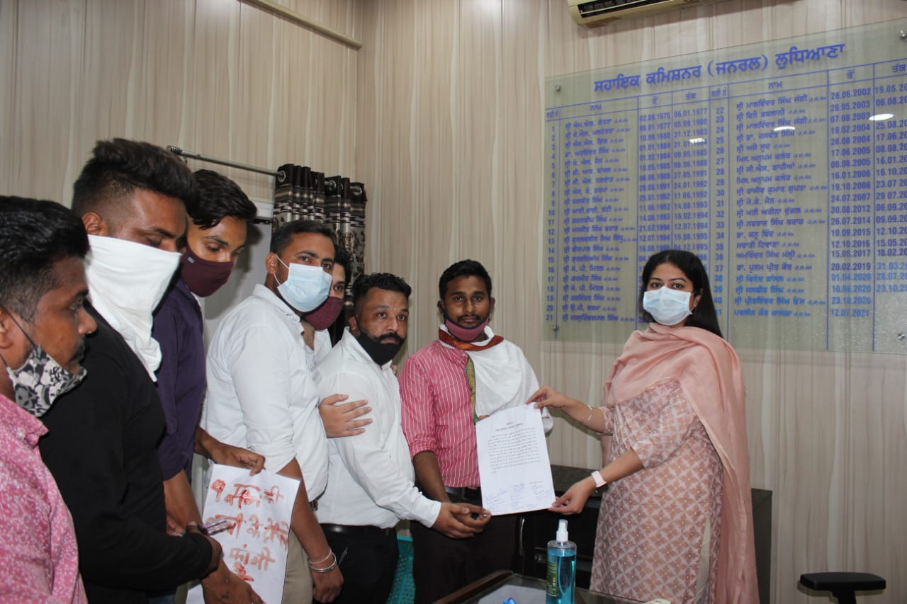 9 साल की बच्ची के साथ हुए दुष्कर्म के आरोपियों को फांसी की सजा दिलवाने की मांग