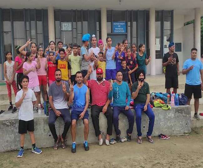 नीरज चोपड़ा के ओलिंपिक में गोल्ड जीतने पर लुधियाना में जश्न