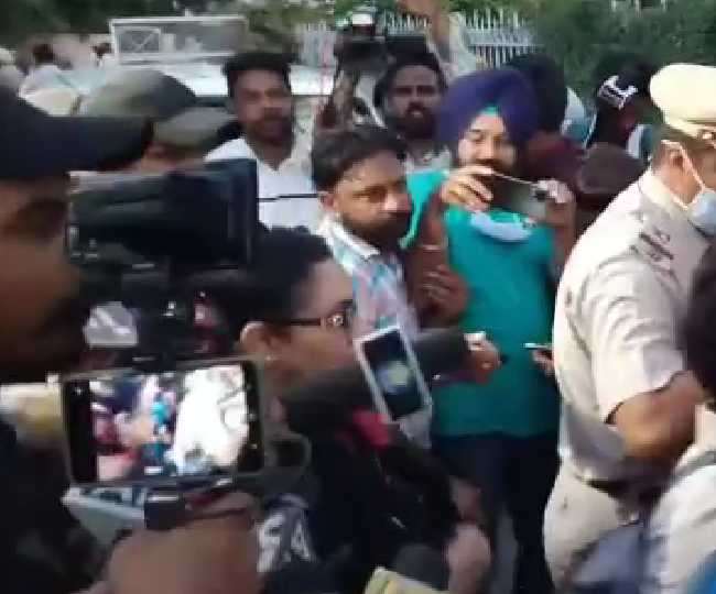 नवजोत सिद्धू के इस्तीफे के बाद पंजाब कैबिनेट की आपात बैठक