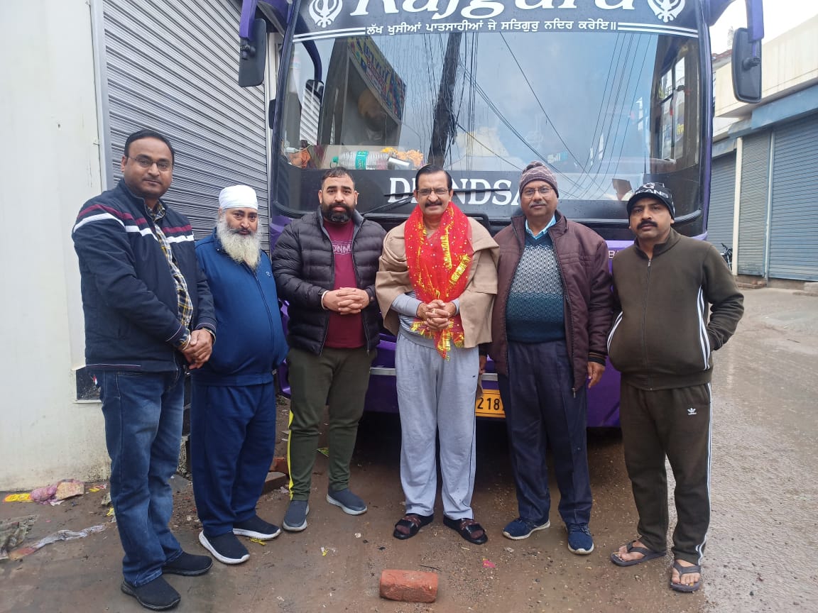 29वी मासिक बस यात्रा माँ छिन्मस्तिका दर्शन के लिए रवाना