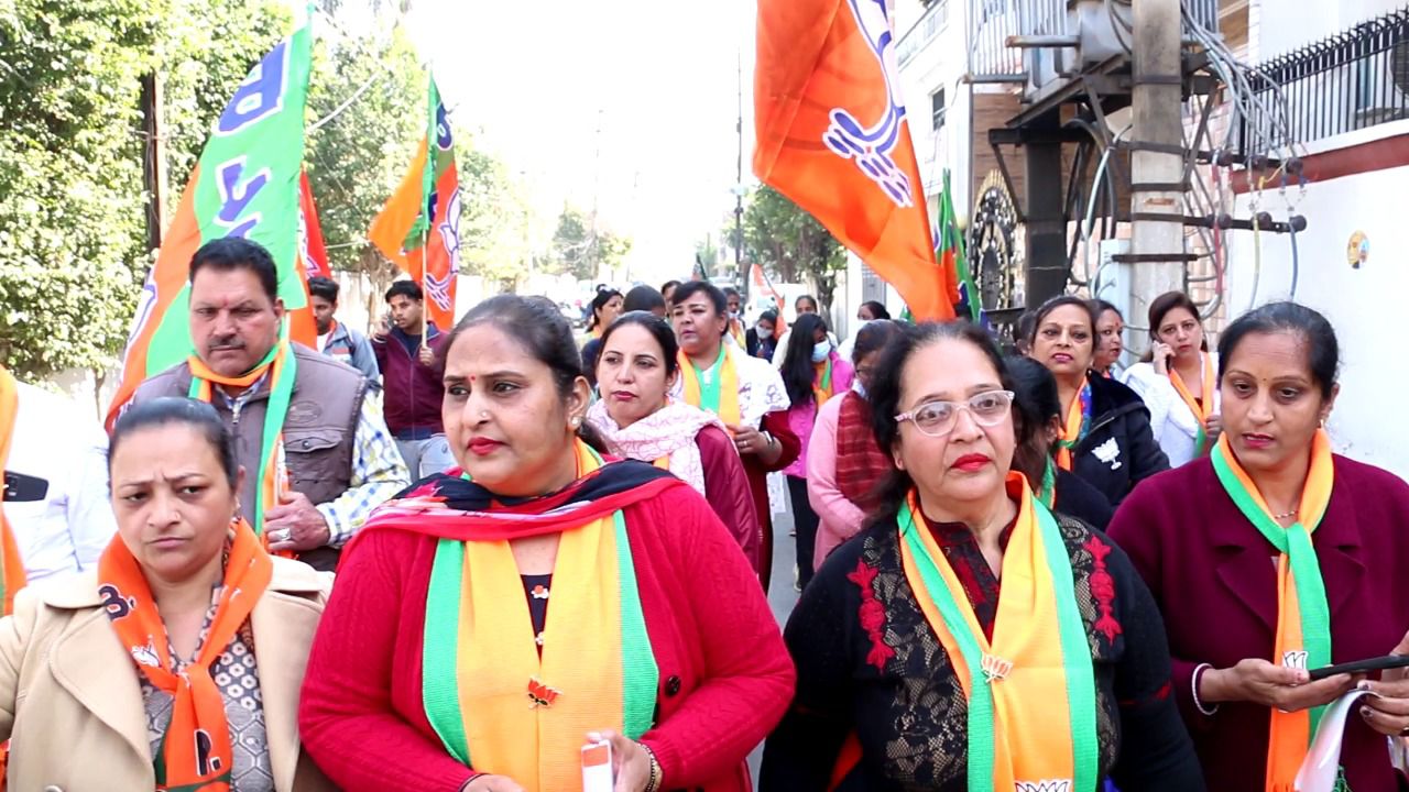 ਐਡਵੋਕੇਟ ਬਿਕਰਮ ਸਿੰਘ ਸਿੱਧੂ ਦੀ ਧਰਮਪਤਨੀ ਗੁਰਵਿੰਦਰ ਕੌਰ ਸਿੱਧੂ ਨੇ ਸੰਭਾਲੀ ਮਹਿਲਾ ਚੋਣ ਪ੍ਰਚਾਰ ਦੀ ਜ਼ਿੰਮੇਵਾਰੀ