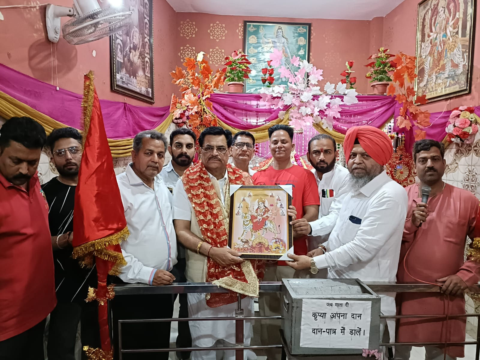 जय माँ छिन्मस्तिका धाम ने आप विधायक मदन लाल बग्गा को किया सन्मानित : बलजिंद्र सिंह राजन