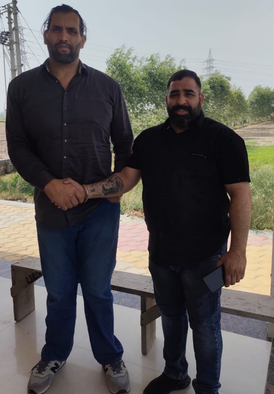 द ग्रेट खली से पंजाब के बिगड़ते माहौल पर अहम् बैठक : हर्ष बाहरी