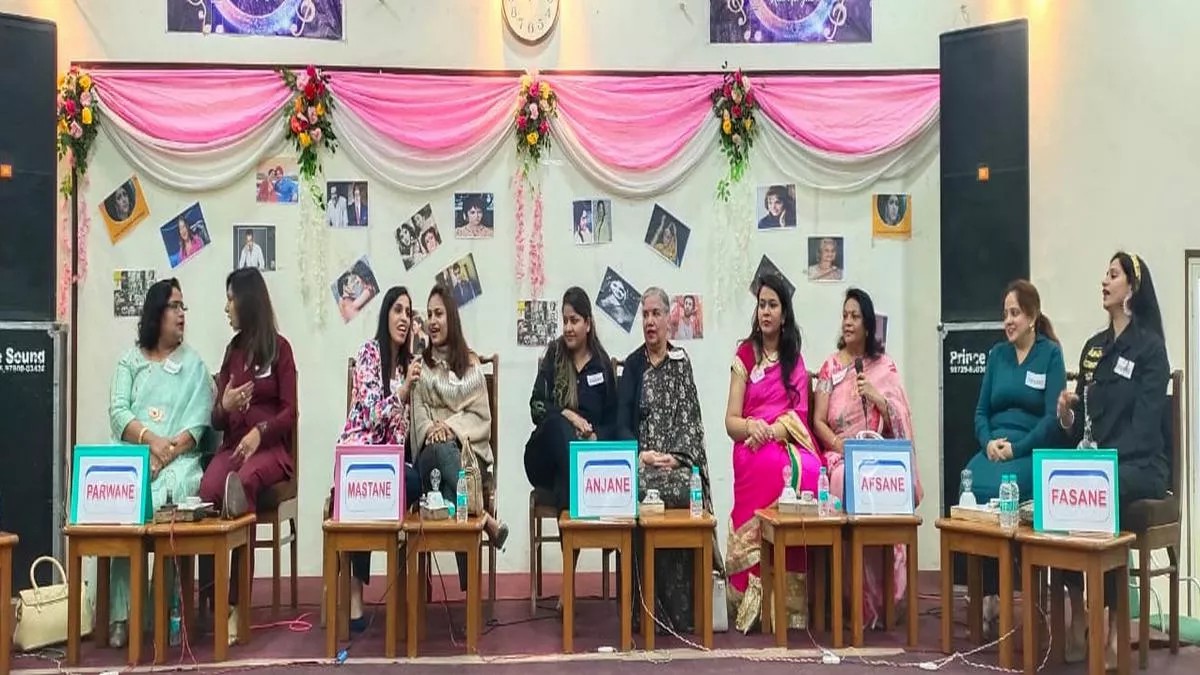 लक्ष्मी लेडीज क्लब में सजी सुरों की महफिल