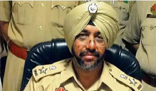 एआईजी राजजीत सिंह के गैर जमनाती अरेस्ट वारंट जारी