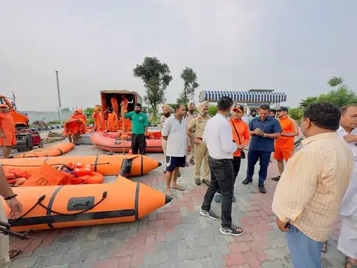 पंजाब में फिर बाढ़ जैसे हालात :