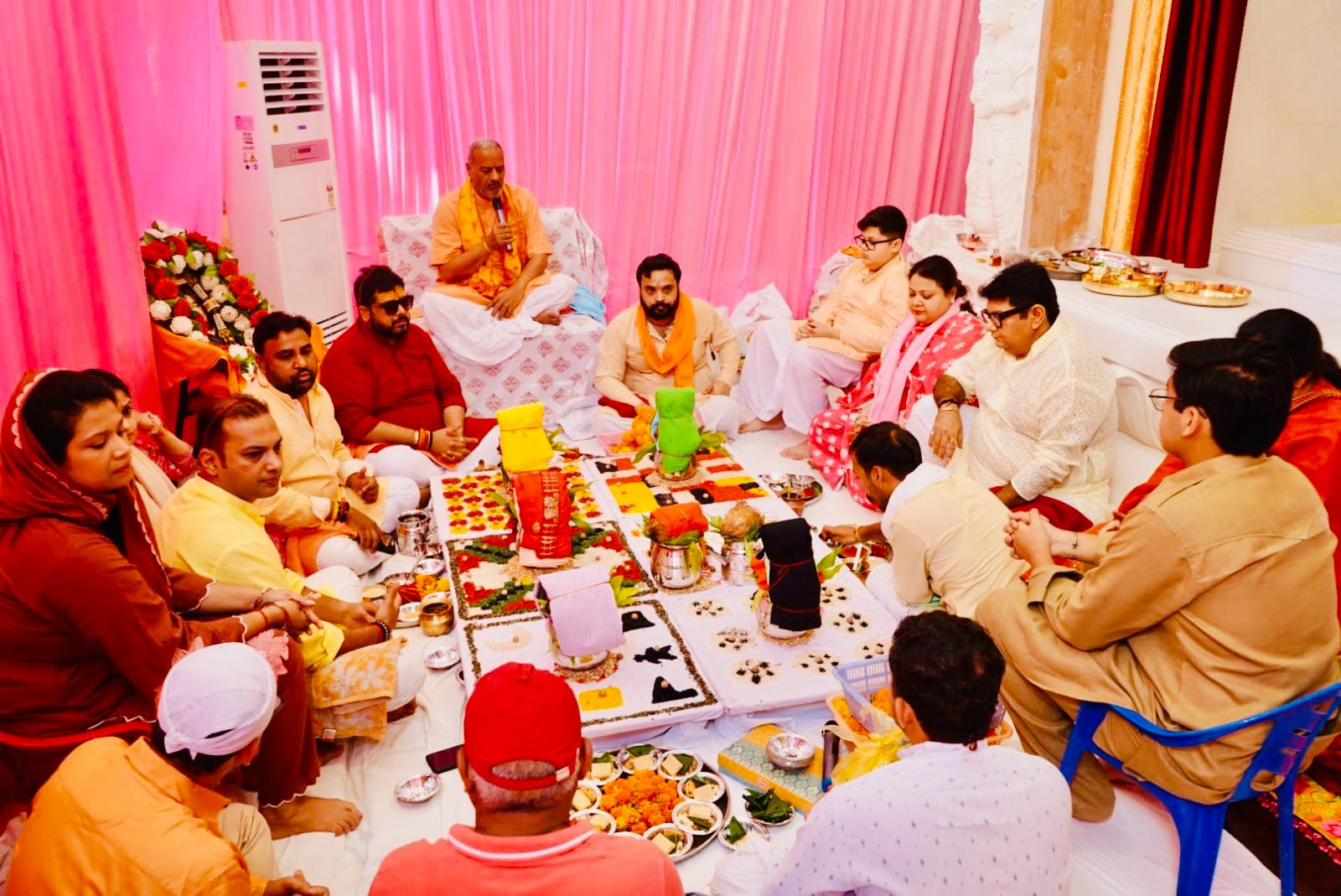 प्रथम दिवस श्री लक्ष्मी नारायण दरबार व श्री ठाकुर जी दरबार की बड़ी